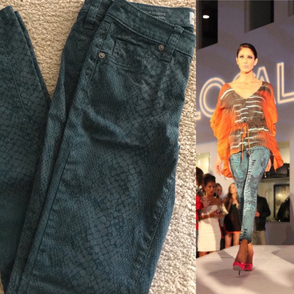 MOSSIMO SUPPLY Teal SNAKESKIN Denim Skinny JEANS Size 2